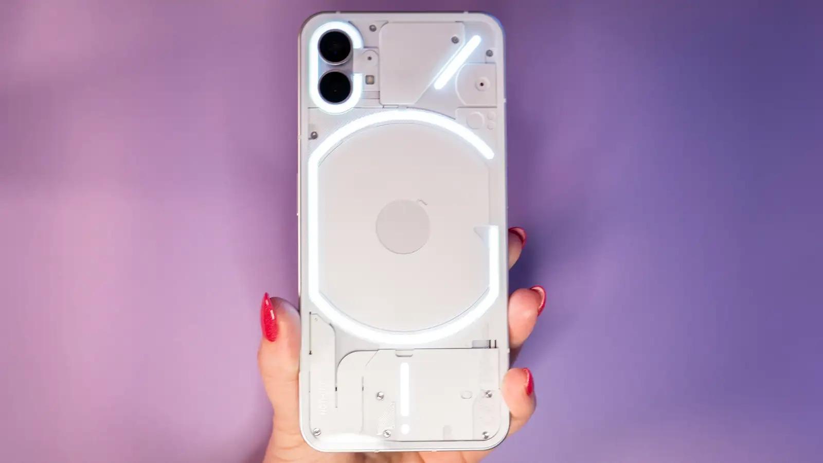 Nothing Phone (1)、使い心地は…？ | ギズモード・ジャパン